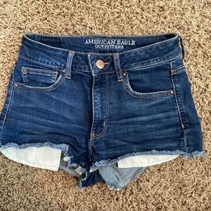 American Eagle Hi-Rise Shortie!